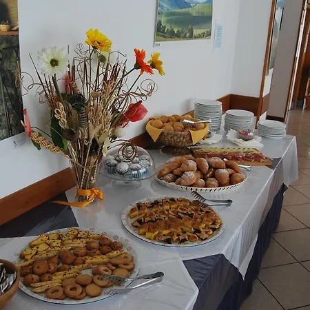 Olympia 세니갈리아